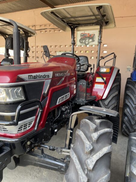 Mahindra Novo 755DI , 75 HP